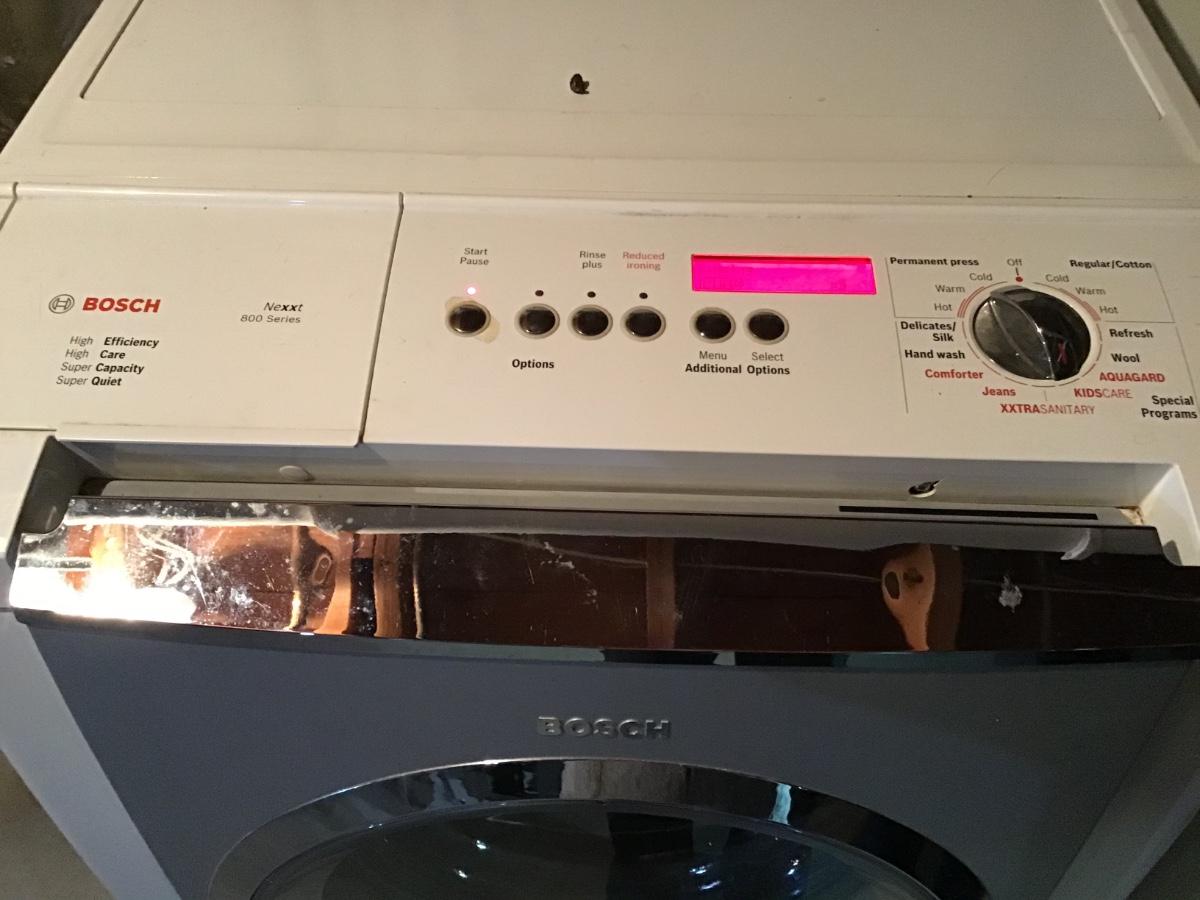 D1065 Bosch Nexxt 800 Series Washer & Dryer