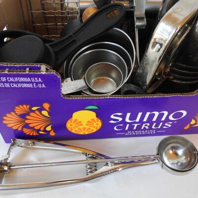 Kitchen grab box