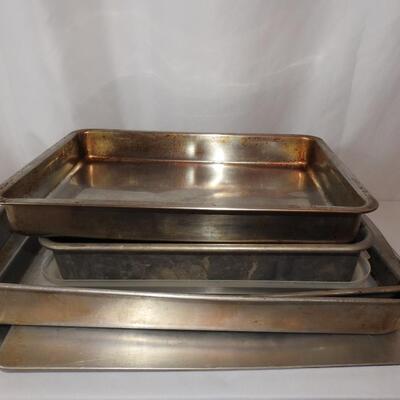 Baking pans