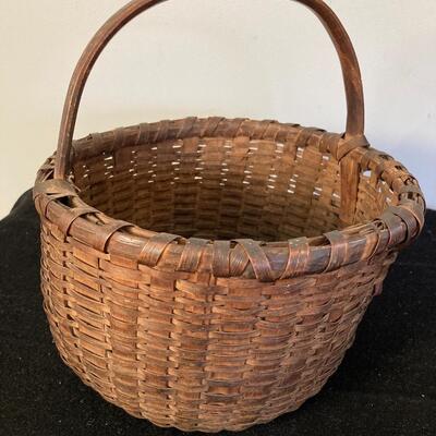 Vintage Egg Basket ... Round Gathering/Market Basket ... Woven Splint Wood with Bentwood Handle Primitive 10â€ x 10â€