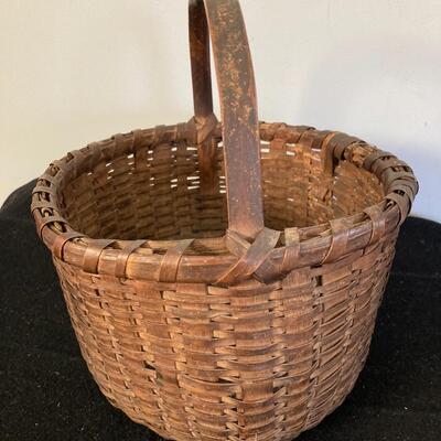 Vintage Egg Basket ... Round Gathering/Market Basket ... Woven Splint Wood with Bentwood Handle Primitive 10â€ x 10â€