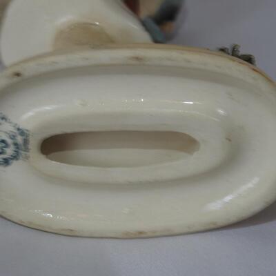 Pair of Figurines