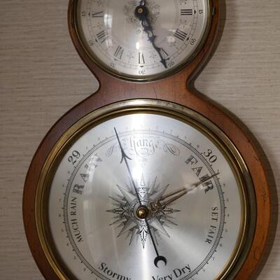 WALL CLOCK WITH BAROMETER AND THERMOMETER WOOD.
