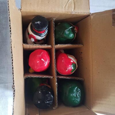 Holiday candle lot of 6