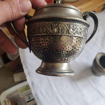 Sugar and Creamer hand hammered silver plate very nice