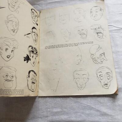 Comics learn to draw book