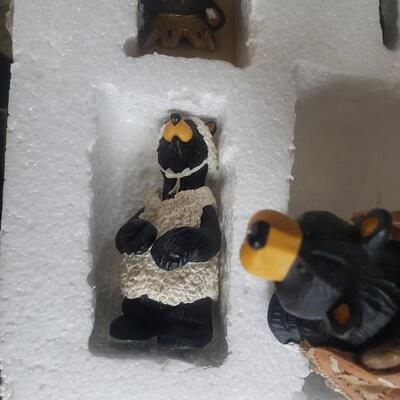 Big Sky carvers bears in the Box new