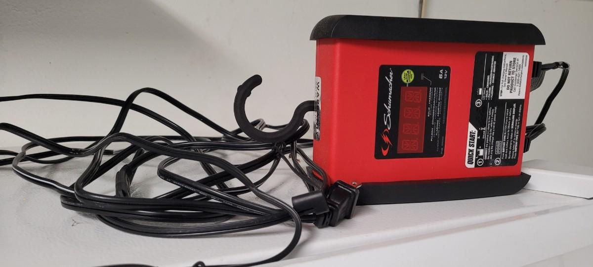 Lot 4 Schumacher SP1298 Hanging Battery Quick Start Charger