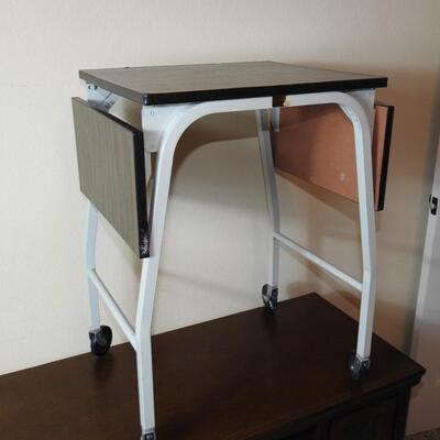 Drop leaf Table