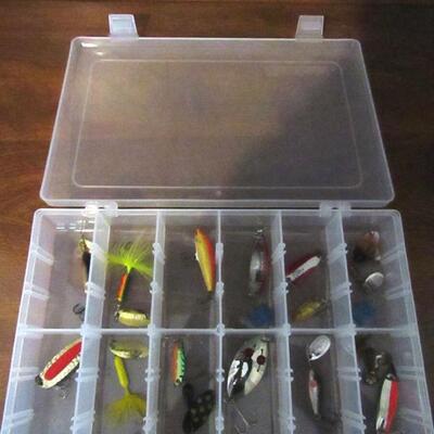 LOT 32  FISHING LURES AND ORGANIZER