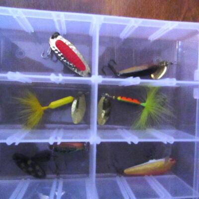 LOT 32  FISHING LURES AND ORGANIZER