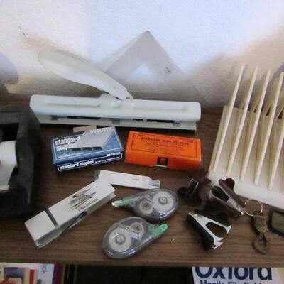 LOT 44  LARGE ASSORTMENT OF OFFICE SUPPLIES