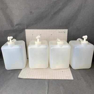 #335 Plastic Water Storage Containers