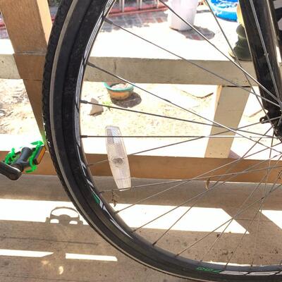 2 Bicycles, roof rack, Pulley Lift and Bike stand
