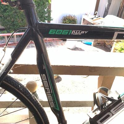 2 Bicycles, roof rack, Pulley Lift and Bike stand