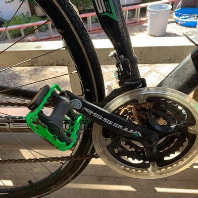 2 Bicycles, roof rack, Pulley Lift and Bike stand