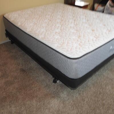 Queen Bed