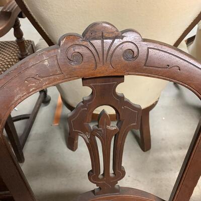 4 Victorian chairs, damaged