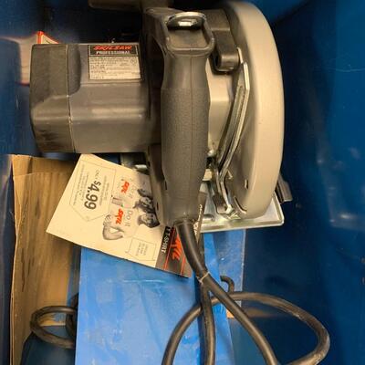 McCulloch Chain saw and Skil saw with cases
