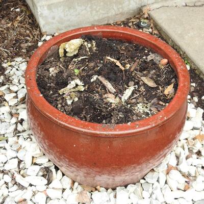Outdoor flower pot