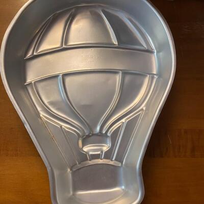 Wilton Cake Pan 1982 502-3169 hot air balloon