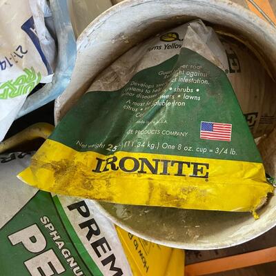 Garden Soil and Lawn Fertilizer