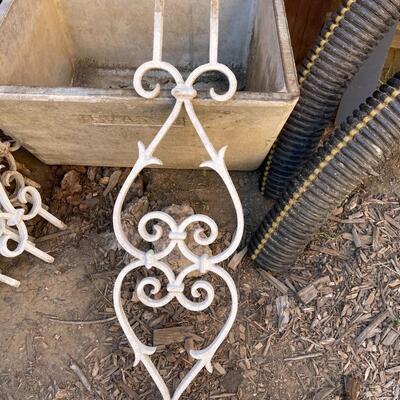 22 Aluminum Heart Scroll Railing Centerpieces - Set #2