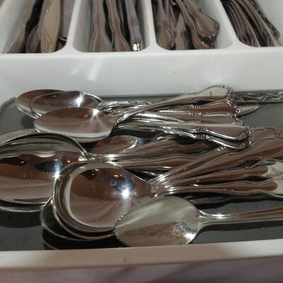 Flatware Set