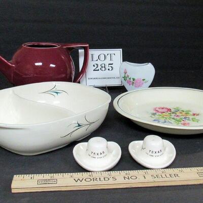 Lot of Vintage Kitchen Dishes