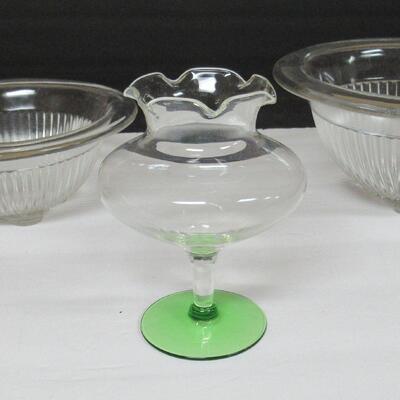 2 Vintage Mixing Bowls and Vase