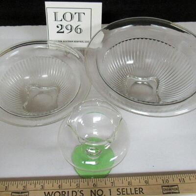 2 Vintage Mixing Bowls and Vase