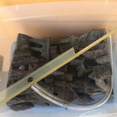 Fish tank equipment and small tank