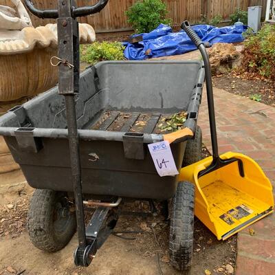 Garden cart and scooper