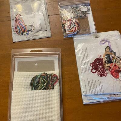 Lot of 4 needlepoint kits new sealed