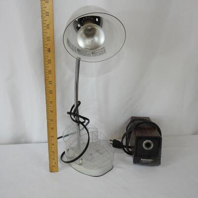 Desk lamp