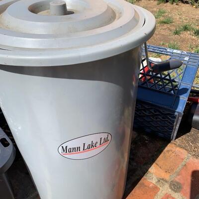 Honey Extractor equipment