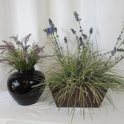 Artificial lavender plants