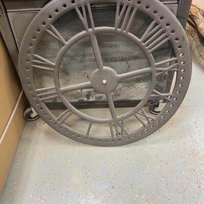 Giant clock wall decor-needs hands and battery