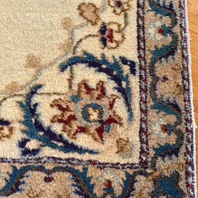 Off white center medallion rug 2