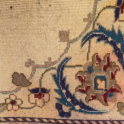 Off white center medallion rug 2