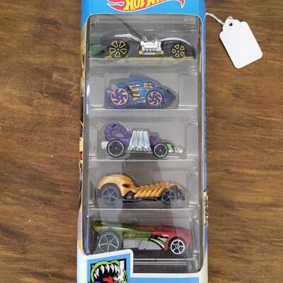 5 PACK OF HOT WHEEL CARS - STREET BEAST