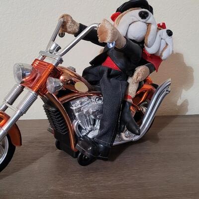Lot 82: Dan Dee Toy Motorcycle