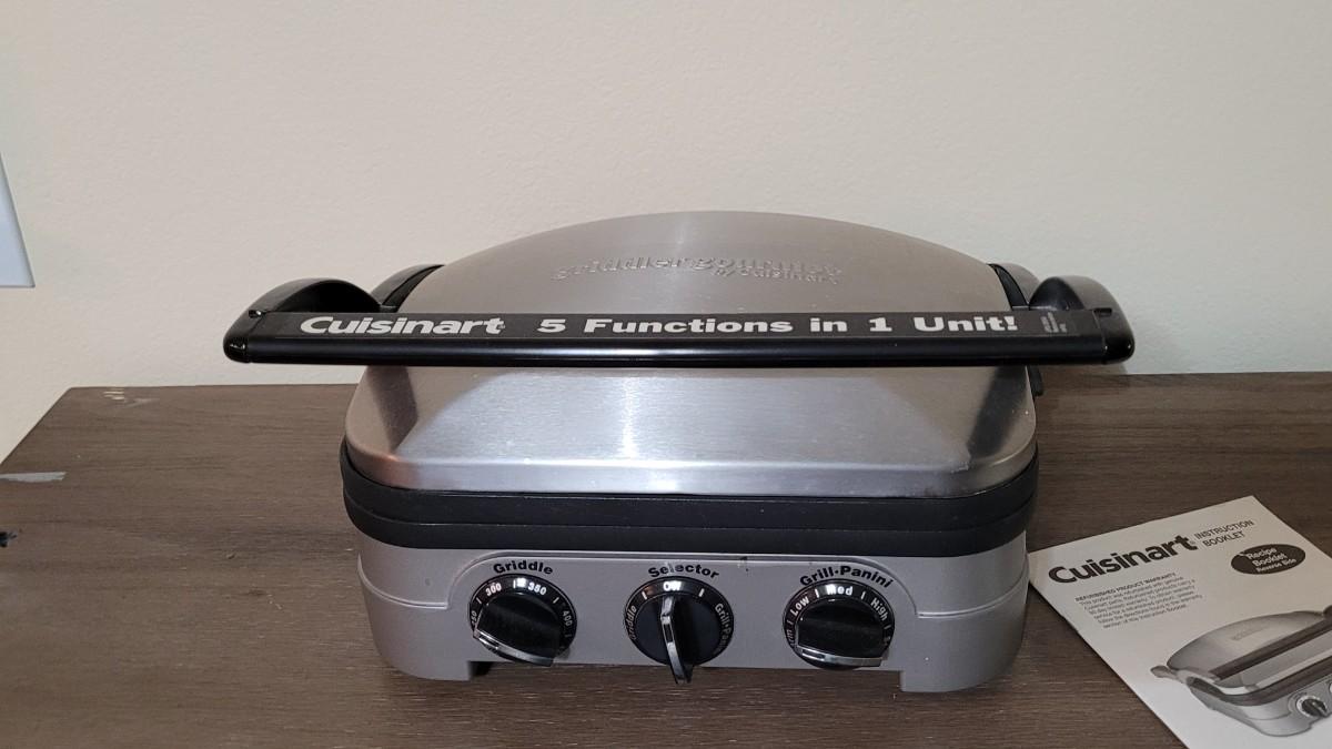 Lot 90 CUISINART Griddler with Manual