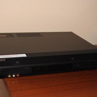 Sony DVD AND VHS Player