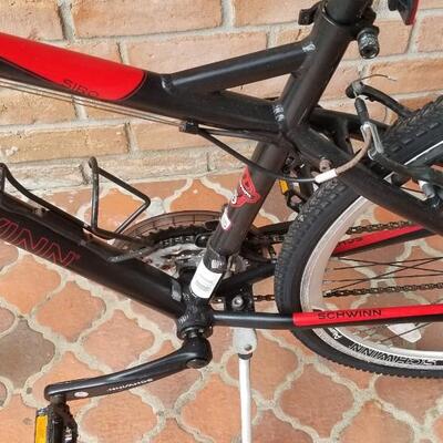 Lot #131  Aluminum Schwinn  "V" brake Shimano Bike