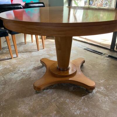 MCM  Ethan Allen Dining Table and 4 Leather chairs