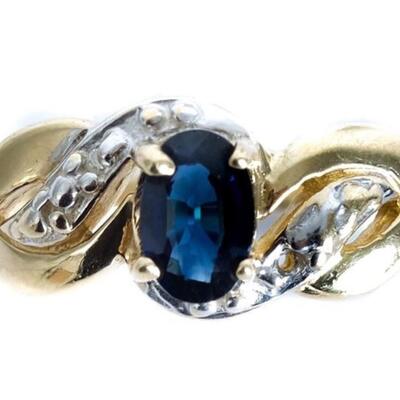 10k Yellow Gold Dark Blue Topaz Ring, Size 7.5