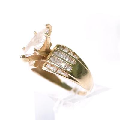 14K Gemstone Ring, Size 8