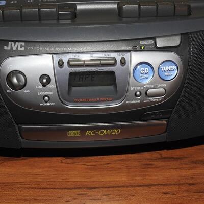 JVC  Double Cassettes and C D PLAYER