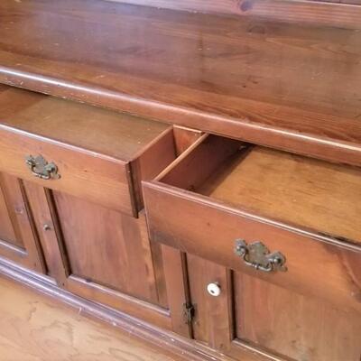 Lot #141  Vintage Pennsylvania House Colonial Style Hutch 1970's